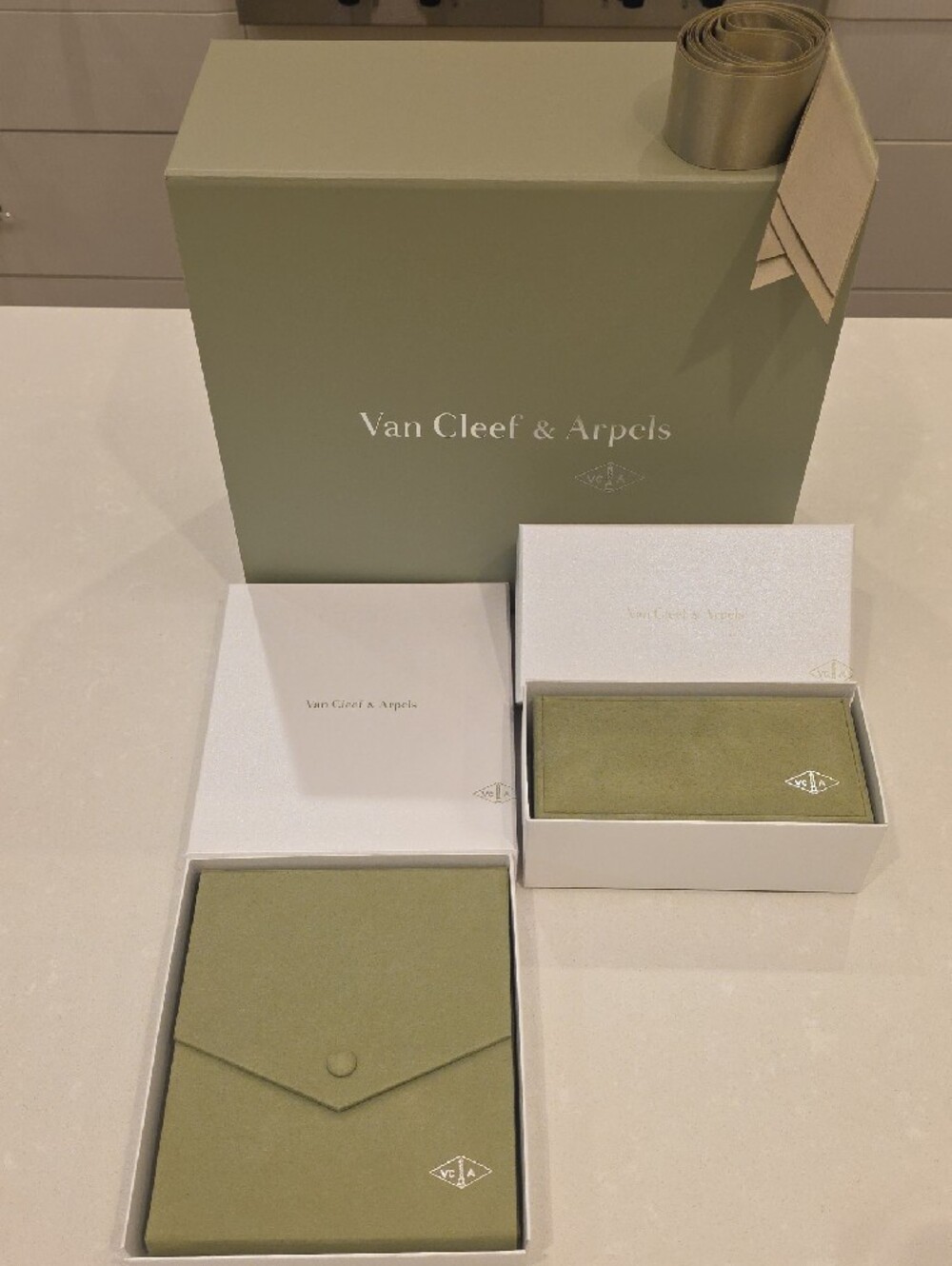 Van Cleef & Arpels Olive Green Jewelry Box and Fold-Out Pouch